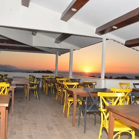 Irmak Park מלון 3*